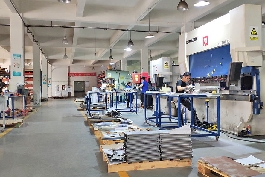 鈑金加工車(chē)間